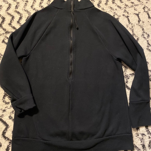 Fabletics | Longline back zip sweatshirt | large - Picture 2 of 4